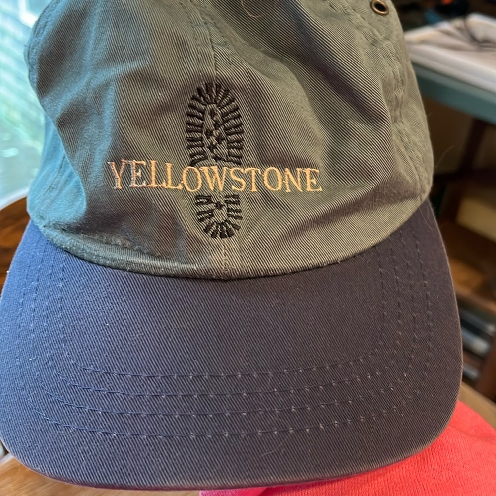 Yellowstone, baseball cap